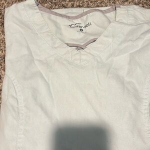 Uniform advantage butter soft scrub set